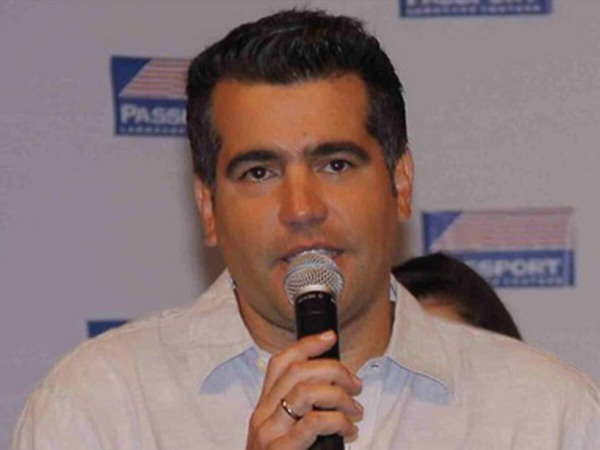 El presentador Carlos Calero dejará de ser el cónsul en San Francisco