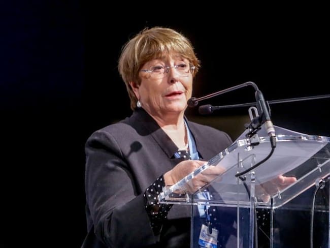 En su intervención, Michelle Bachelet hizo un llamado a profundizar en el diálogo entre las autoridades y los sectores sociales. Foto: Getty Images / RICARDO RUBIO