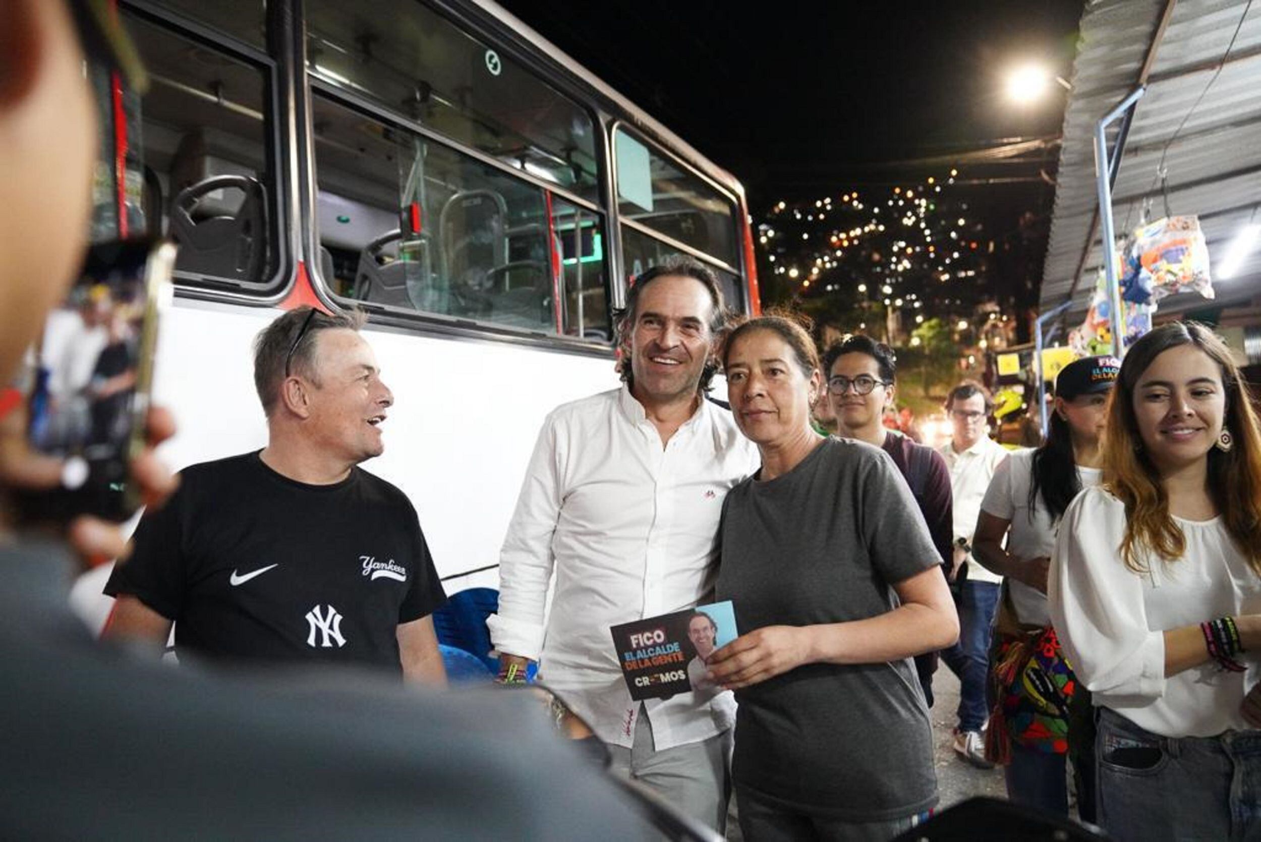 Investigan supuestas amenazas contra el candidato a la alcaldía de Medellín, Fico Gutiérrez 