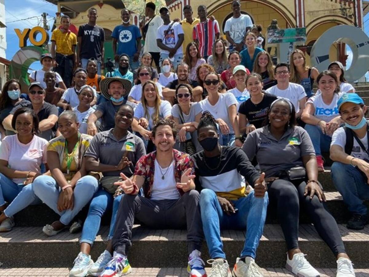 Techo Colombia, Alejandro Riaño y Carolina Guerra se unen por el arte en el Chocó