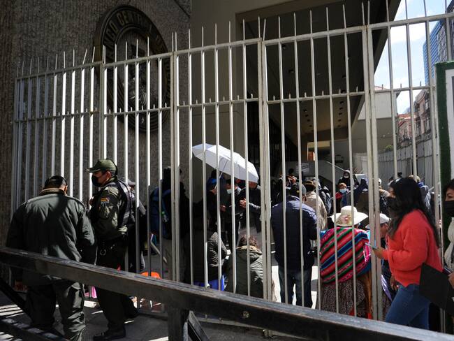 Imagen de referencia de banco de Bolivia. Foto: Getty Images.
