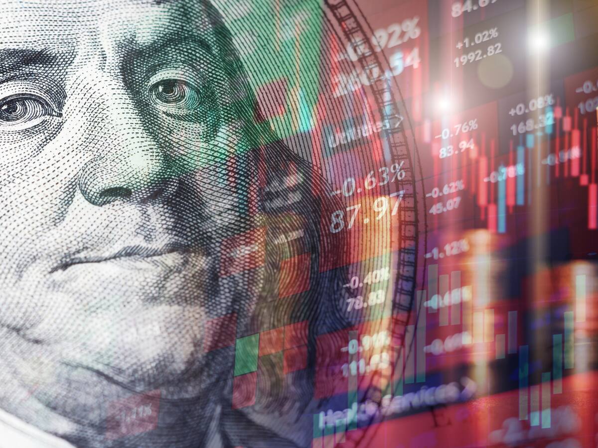 Dólar supera los $4.200 por primera vez en 2024