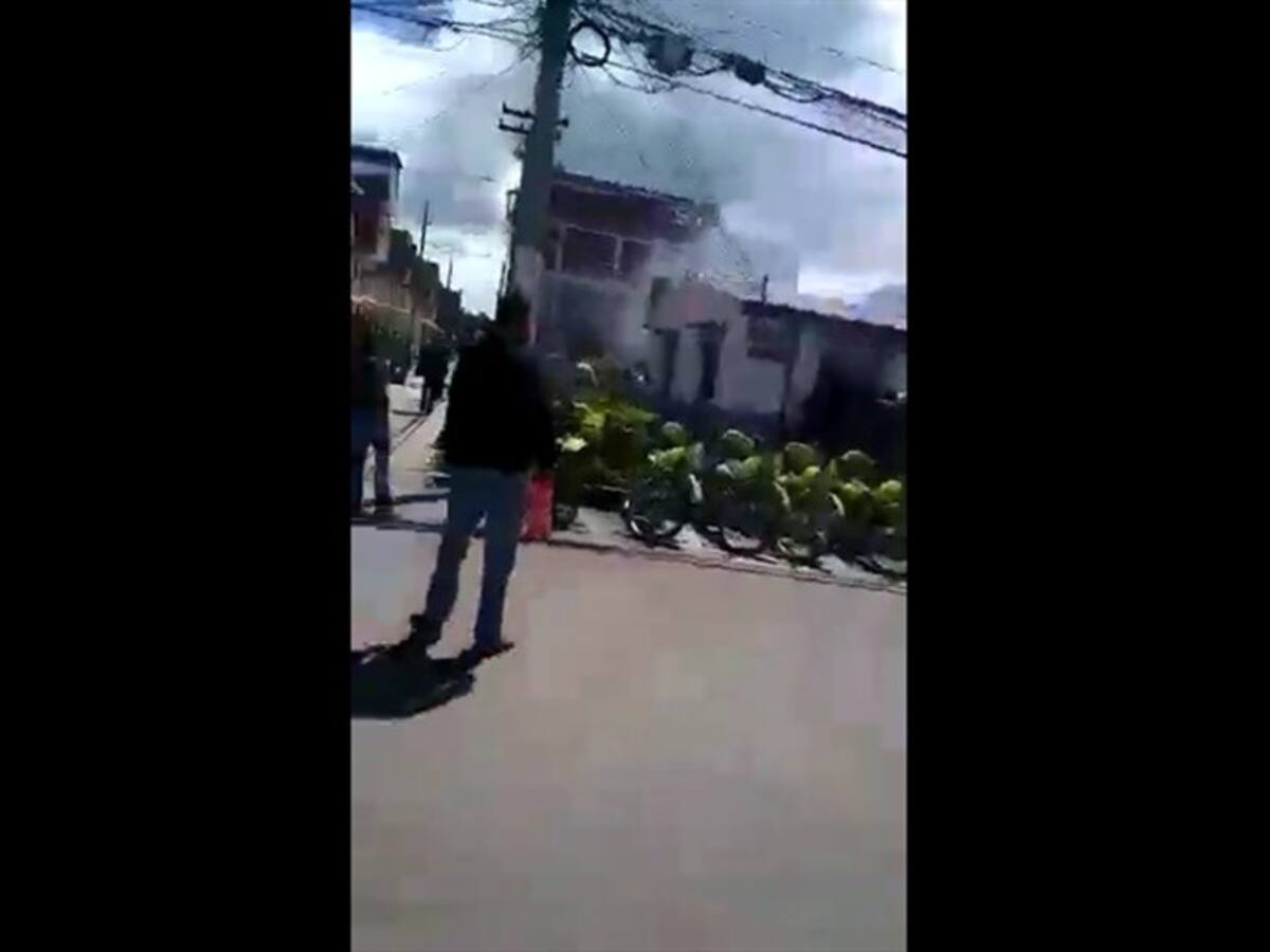 Policías permitían que los muchachos se quemaran: madre de fallecido en Soacha