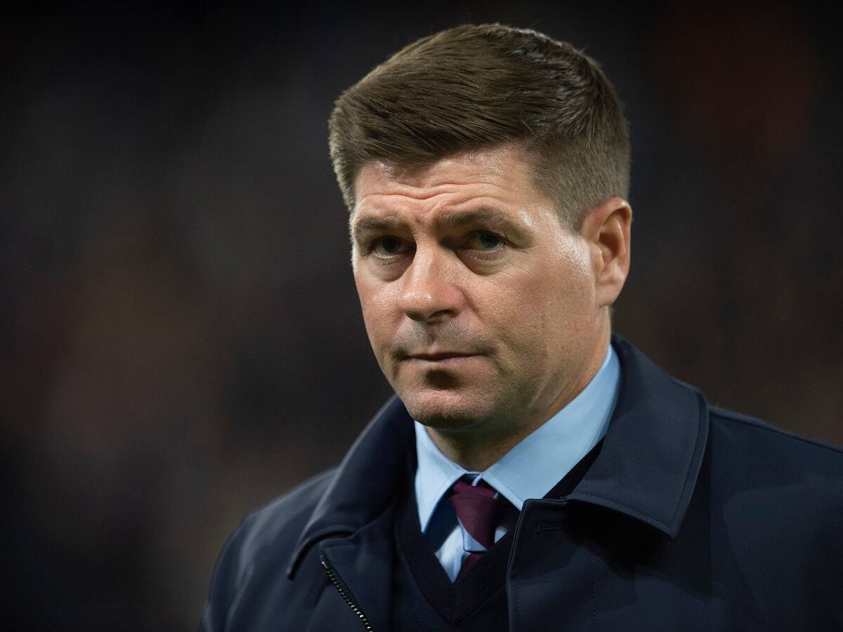Steven Gerrard no es más el técnico del Aston Villa