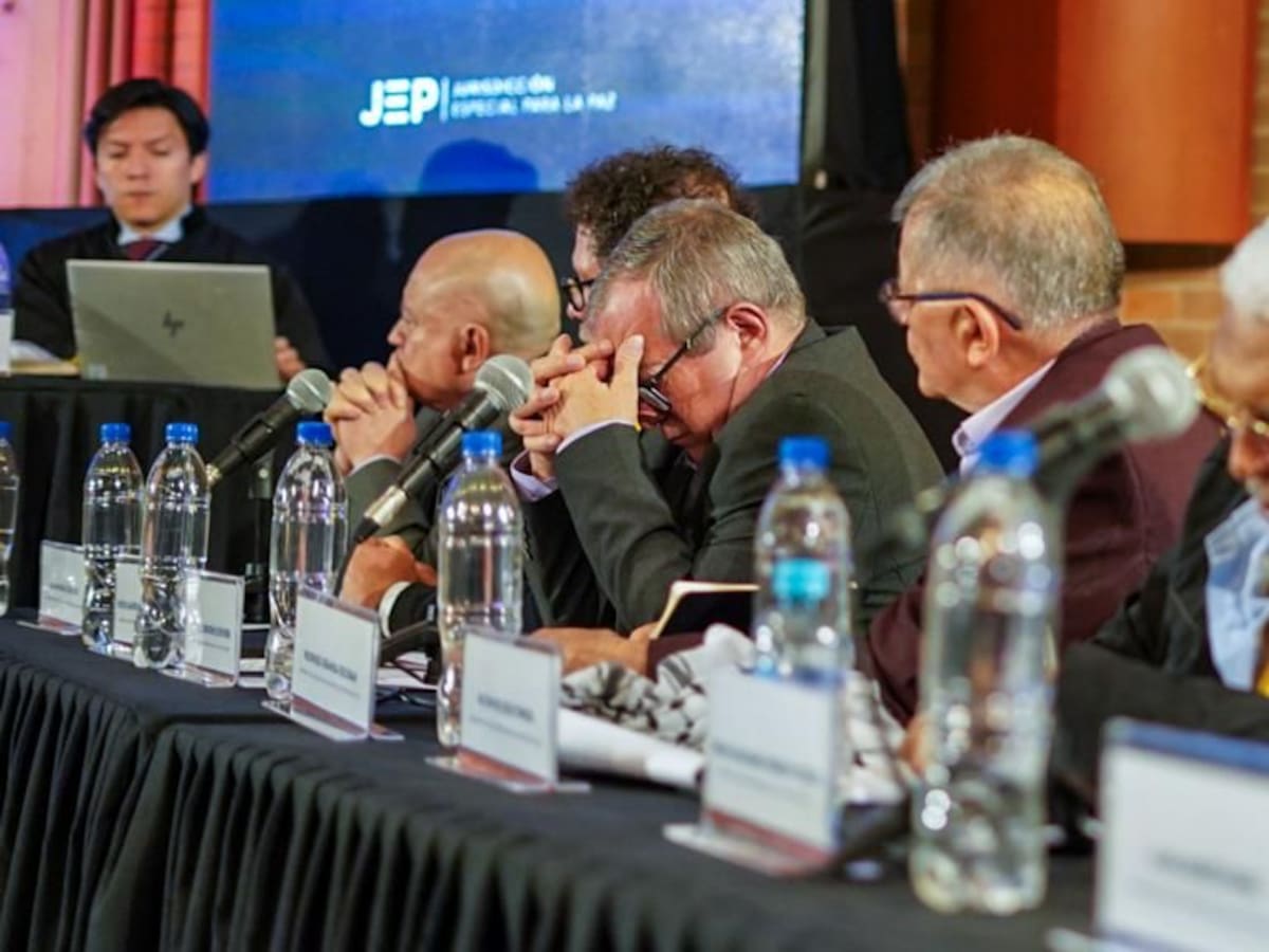 Procuraduría propone que Farc hagan trabajo comunitario o placas por secuestros