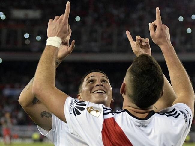 Con goles de 'Juanfer' Quintero (26 y 76) y Santos Borré (34), River Plate pasó a semifinales de la Copa Argentina. Foto: Agencia AFP