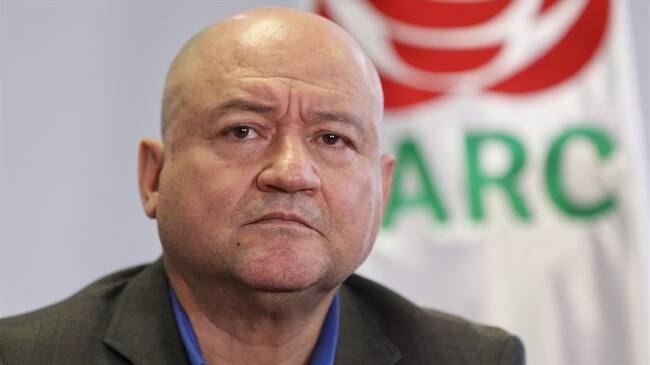 Estamos aportando lo que nos corresponde, pero la sociedad colombiana también espera que lo hagan los paramilitares, el estado y los terceros: Carlos Lozada. Foto: Colprensa