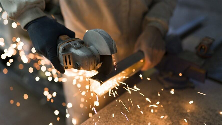 El Comité Triple A, que está conformado por el viceministro de Comercio, de Hacienda y de Minas, entre otros, recomendó reducir los aranceles de las varillas de acero del 10 % al 5 %. Foto: Getty Images / ALAN RUBIO