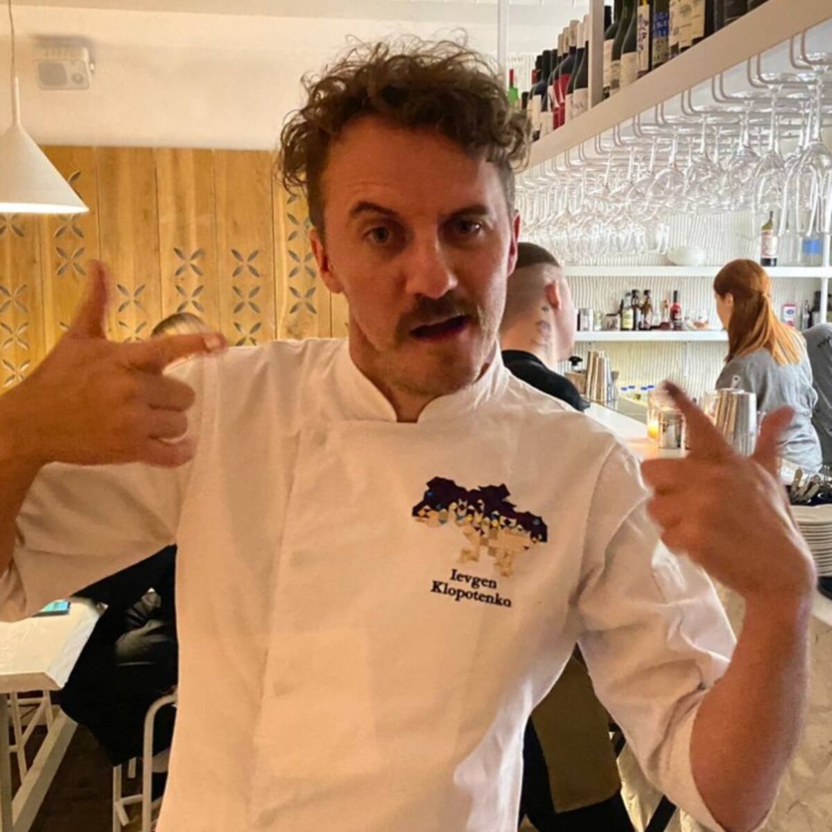 “Para los ucranianos el borsch es una forma de vida”: chef Eugene Klopotenko