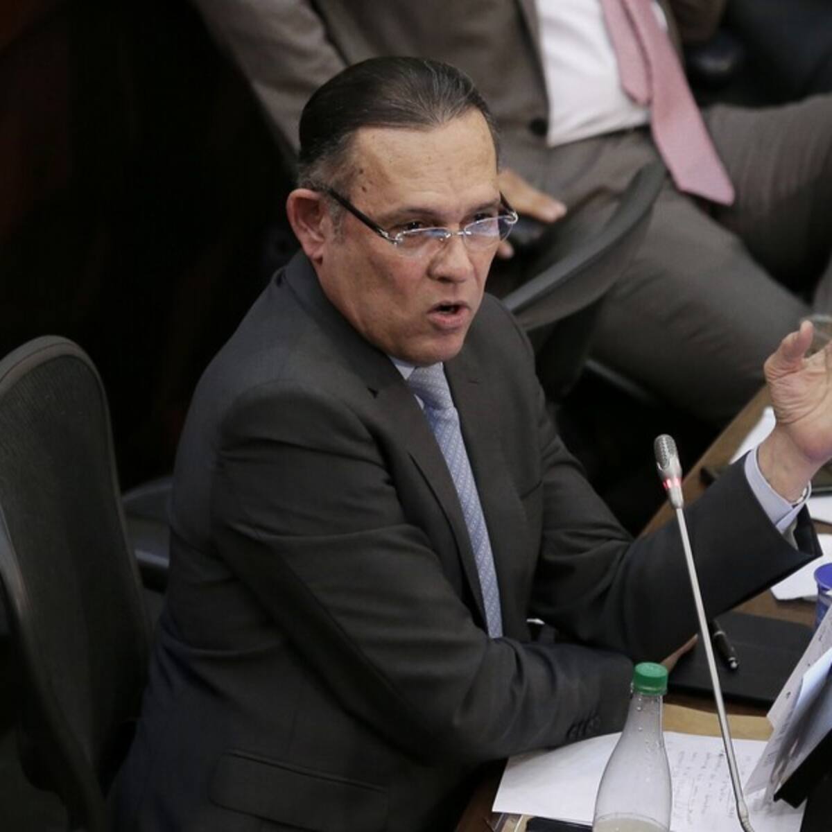 Tener más posibilidades de discernir: Efraín Cepeda por independencia de los conservadores
