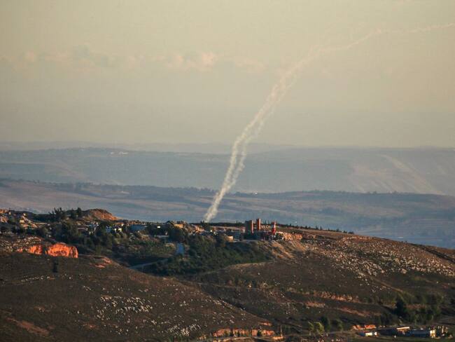 Ataque con misiles perpetrado por Hizbulá desde el Líbano (Foto: AFP via Getty Images)