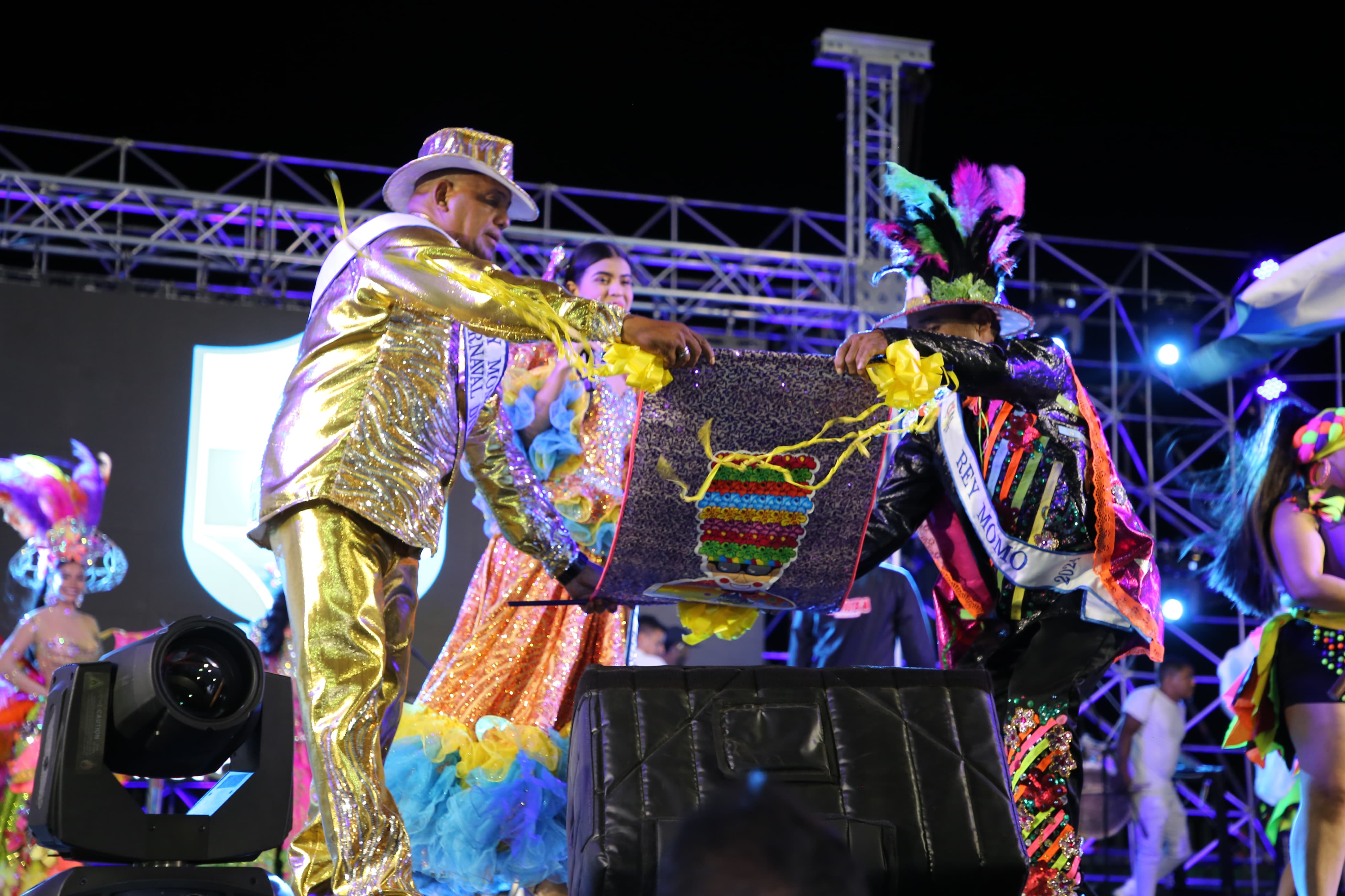 Lectura del bando en Pescaito/ Alcaldía de Santa Marta.