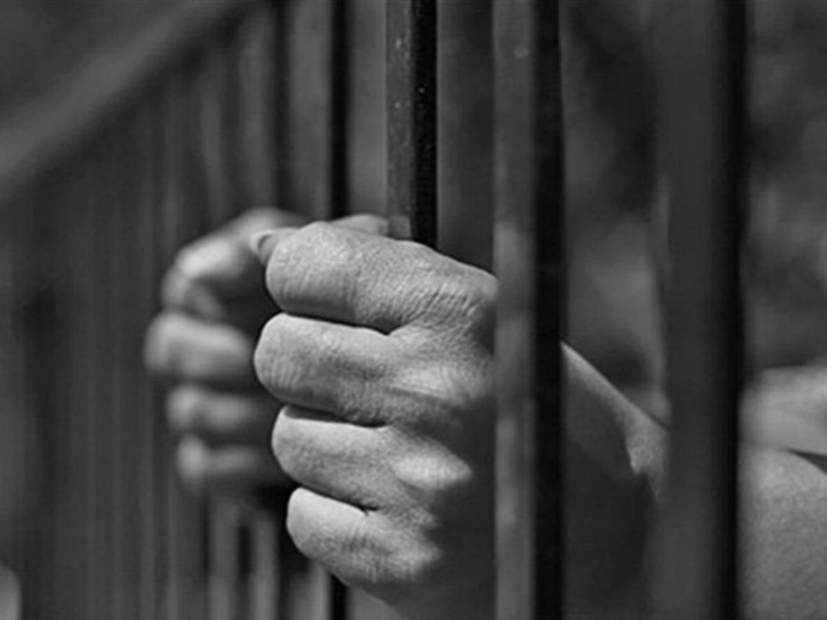 Envían a la cárcel del Barne a falso mayor por estafa masiva en Boyacá