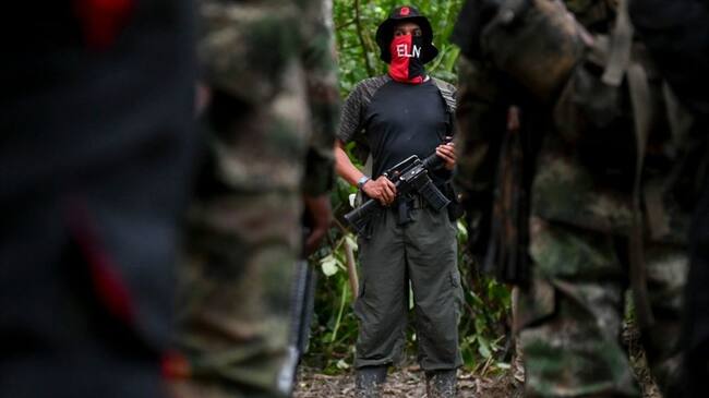Fueron detenidos cuatro individuos, tres de los cuales eran encargados de adquirir material de guerra, intendencia y logístico para el componente armado del Frente José Antonio Galán del ELN. Foto: Getty Images