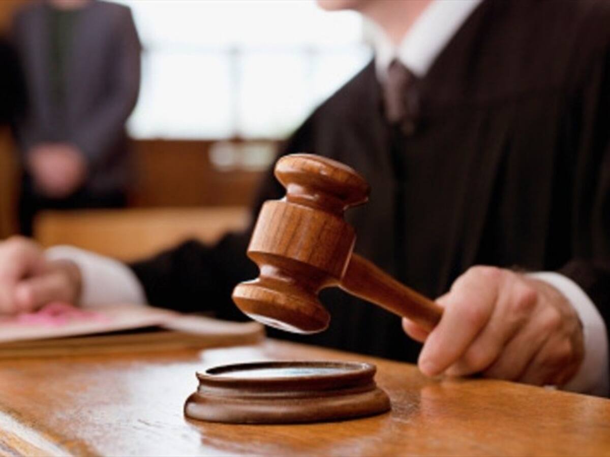 Juez de Sahagún prohíbe uso de celulares a sus empleados en horario laboral