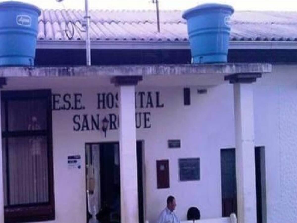 Investigan personal médico en Chima que celebró cumpleaños en cuarentena