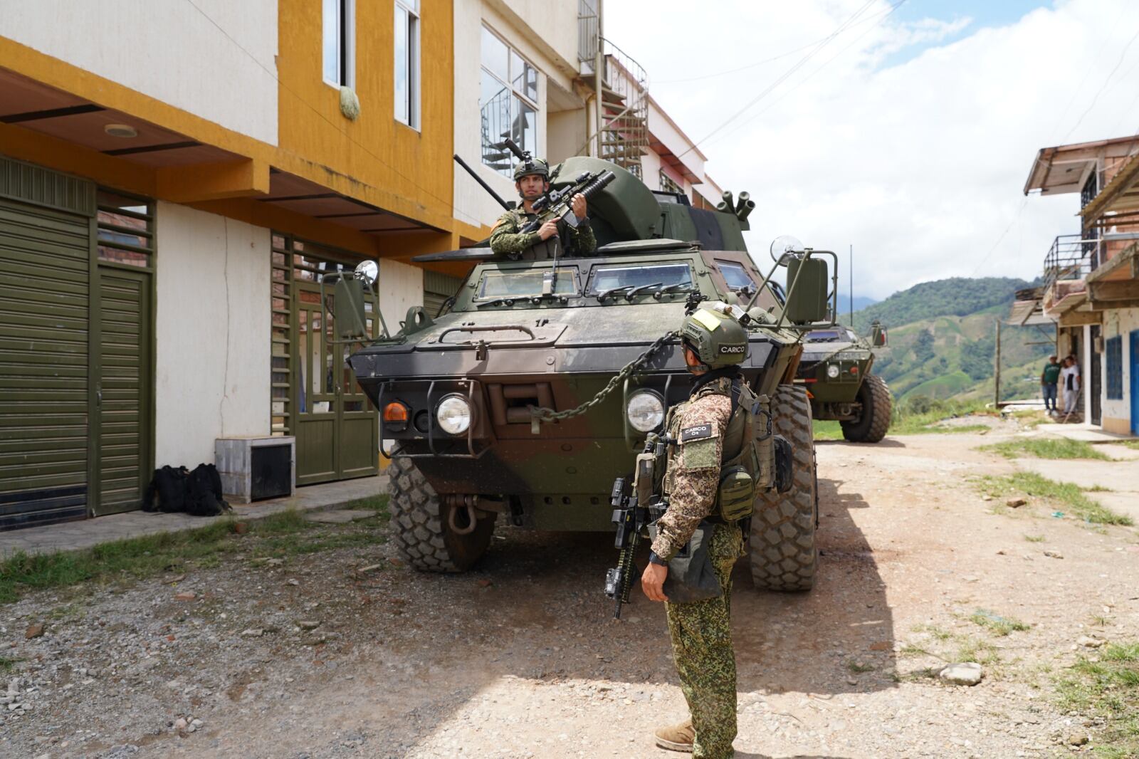 Desde el inicio, a la zona ingresaron más de 1400 soldados del Ejército, infantes de marina, aviadores de las Fuerzas Especiales Antiterroristas. Crédito: Fuerzas Militares de Colombia.