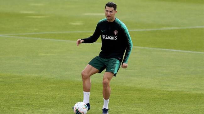 El seleccionador portugués cortó cualquier especulación tras asegurar de el capitán de la selección lusa esté realmente al 100% para este vital encuentro clasificatorio. Foto: Getty Images
