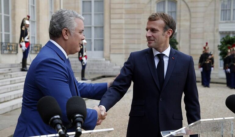 Iván Duque, presidente colombiano y Emmanuel Macron, presidente Francia. Foto: Agencia EFE