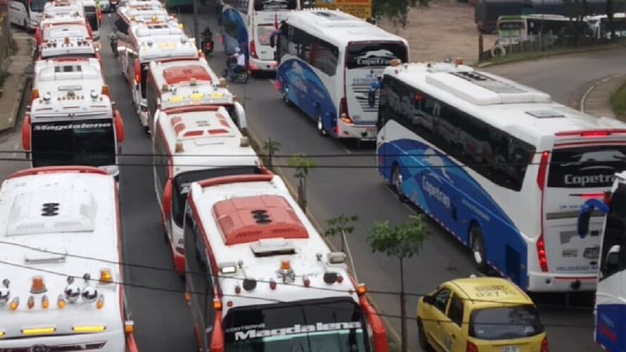 Protesta de transporte intermunicipal. Foto: Suministrada.