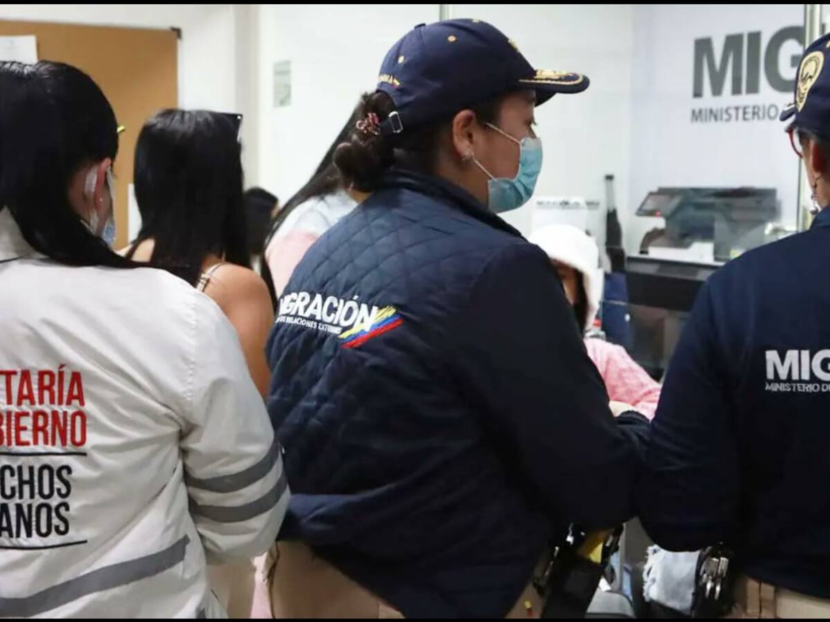 Llegan a Colombia las jóvenes que estaban desaparecidas en México