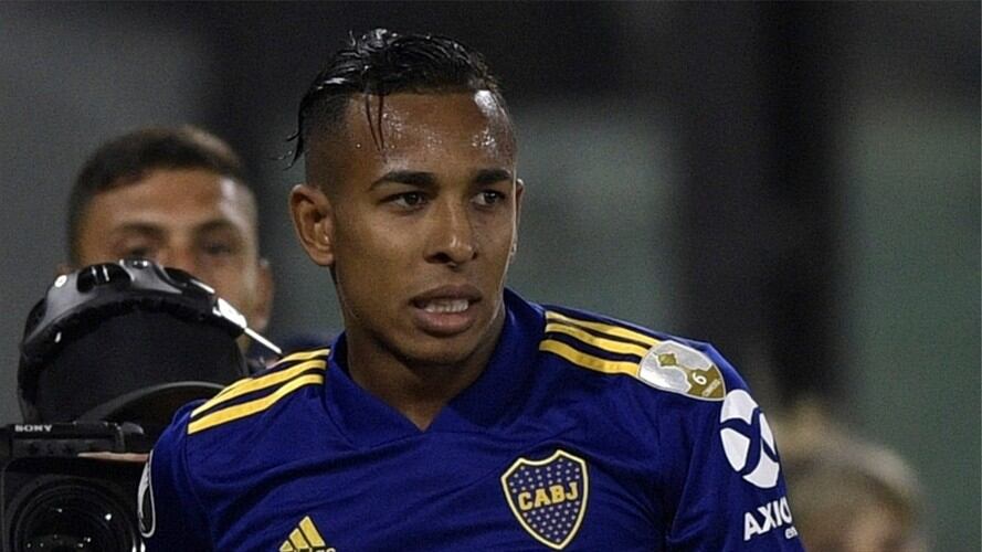 Daniela Cortés pide que dejen jugar a Villa. Foto: Getty