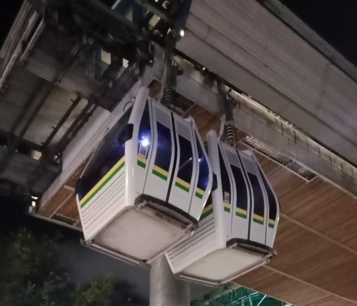 Emergencia por choque de dos cabinas del Metrocable de Medellín. Foto: Twitter Denuncias Antioquia (@DenunciasAntio2).