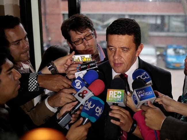 Juan Vicente Valbuena respondió a las acusaciones que afirman que en el ente acusador nunca se investigó a la actual embajadora de Panamá, Angela Benedetti. Foto: Colprensa