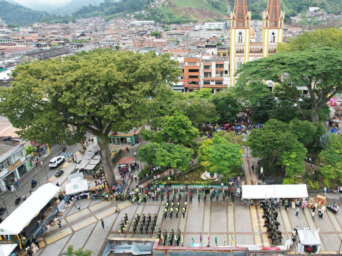 Más de 800 uniformados de la policía conformarán la seguridad en Caldas durante el Plan Cosecha 2025