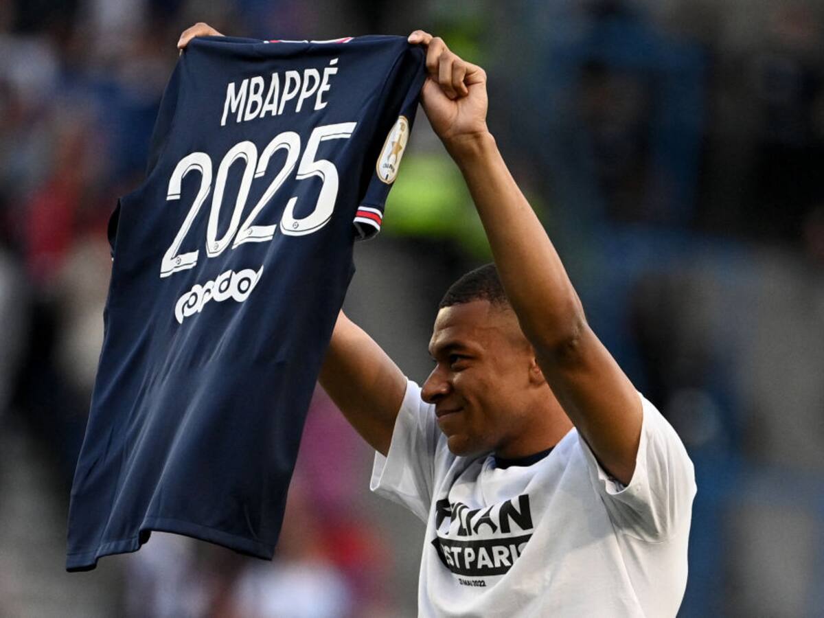 ¡Fin a los rumores! PSG confirma con video que Kylian Mbappé se queda