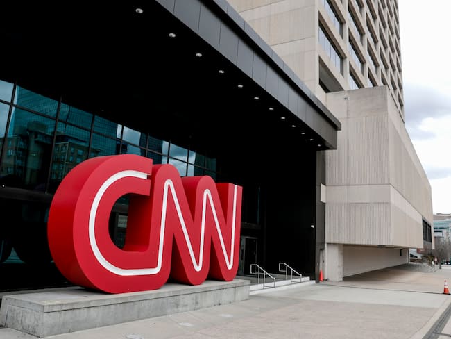 Ganancias de CNN caerían por debajo de 1.000 millones de dólares, según Daily Mail