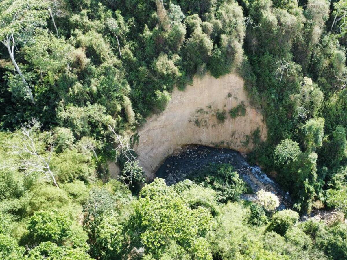 Minería ilegal en la escarpa occidental de Bucaramanga tiene en alerta a la comunidad