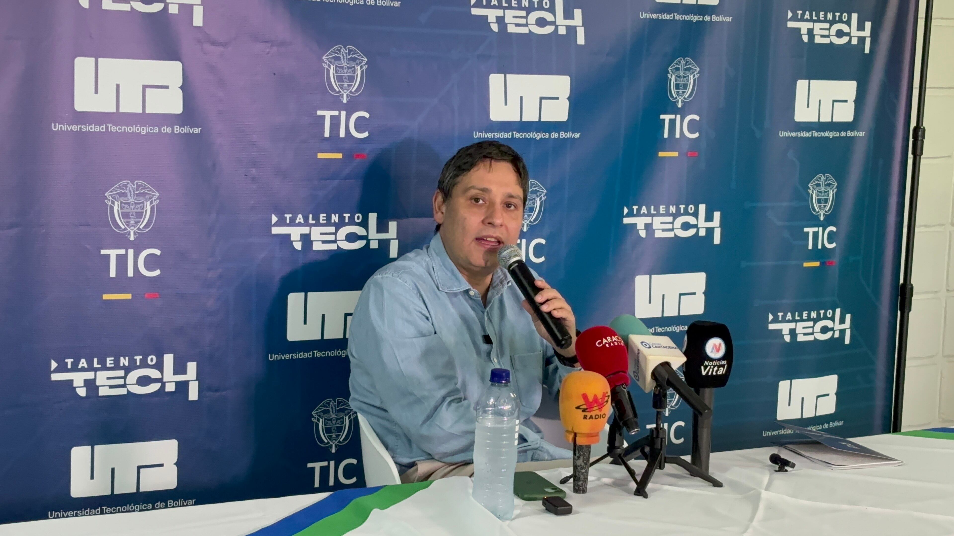 Mauricio Lizcano, ministro de las TIC. Foto: W Radio.