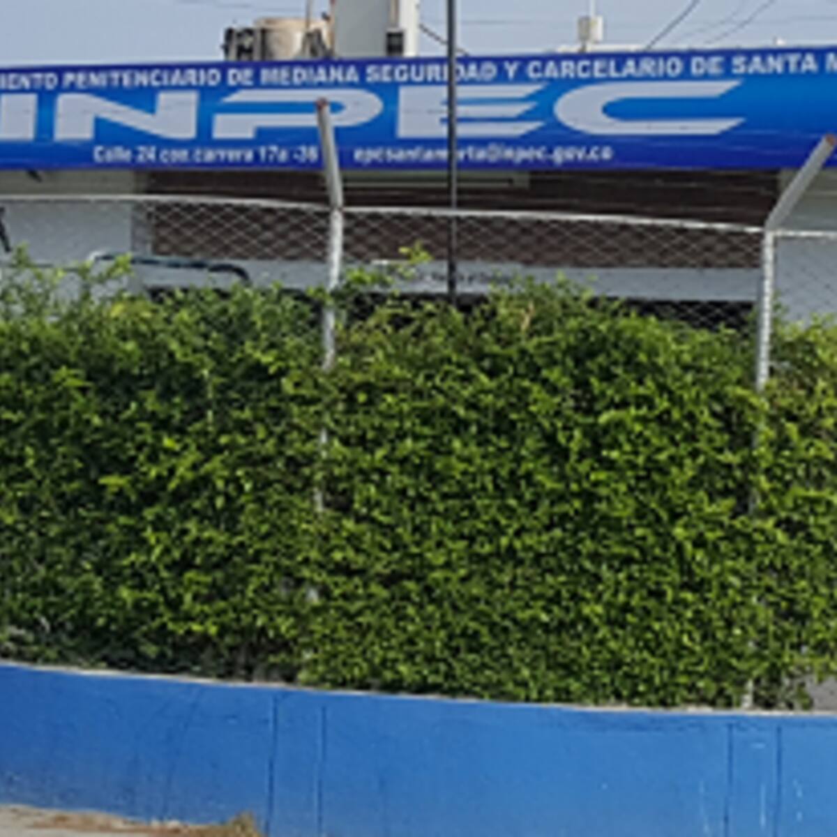 “Acá muchas personas están esforzándose para superarse”: Líder de reclusos tras baja calificación al colegio de la cárcel