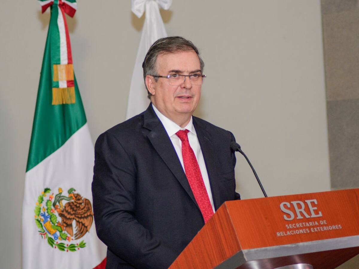 Canciller de México acusó a Mike Pompeo de difundir ideas “antimexicanas”