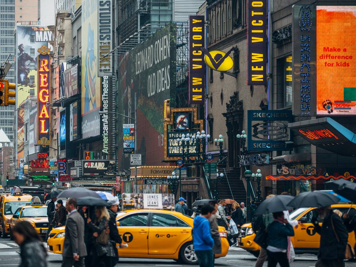 María José Ferrucho, la colombiana que brilla tras bambalinas en los teatros de Broadway