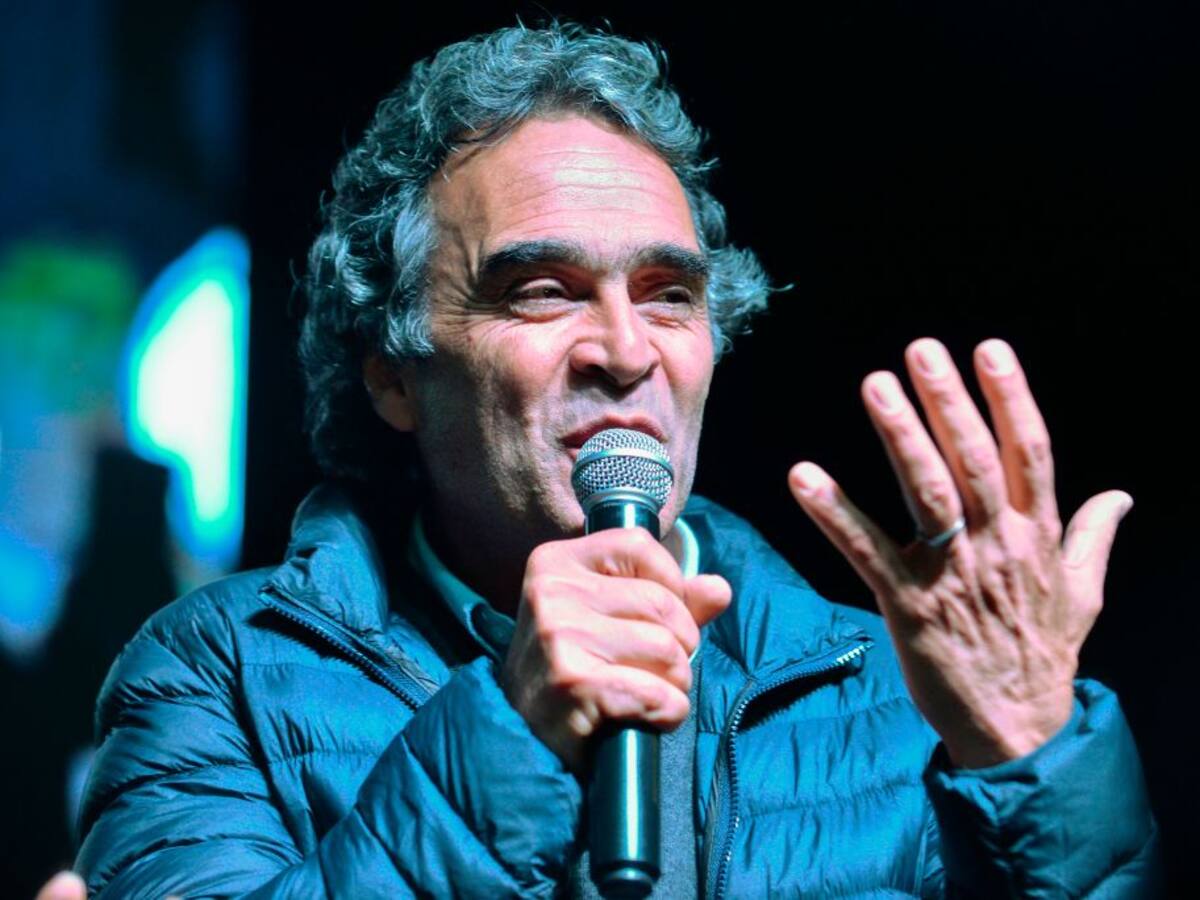 “Los necesitamos”: Sergio Fajardo a Ingrid Betancourt y Alejandro Gaviria