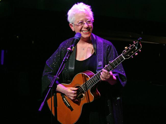 “Busco temas difíciles para que la gente lidie con ellos más fácil”: Janis Ian