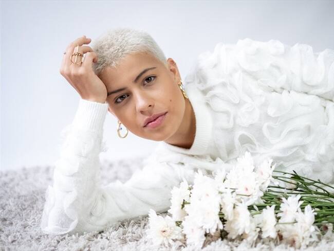 “Vienes y vas”, el nuevo trabajo musical de la cantante colombiana Annasofía