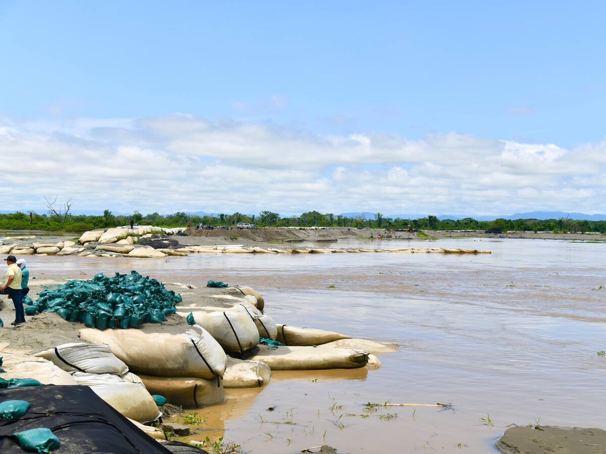 Anuncian nuevos compromisos para superar emergencia por inundaciones en La Mojana