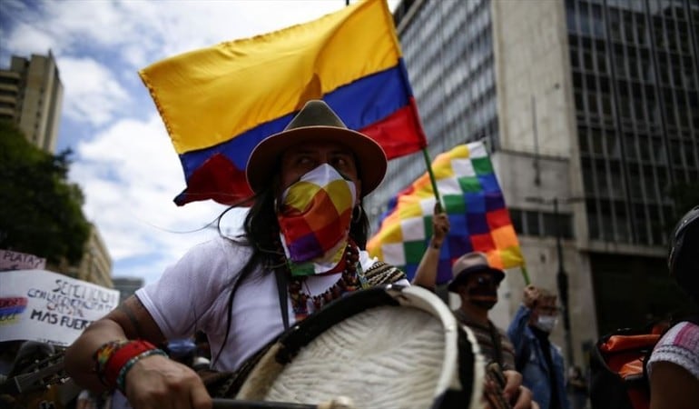 ¿Qué propone para que se concrete una solución negociada a las protestas? #ParaEscucharnosMejor. Foto: Colprensa