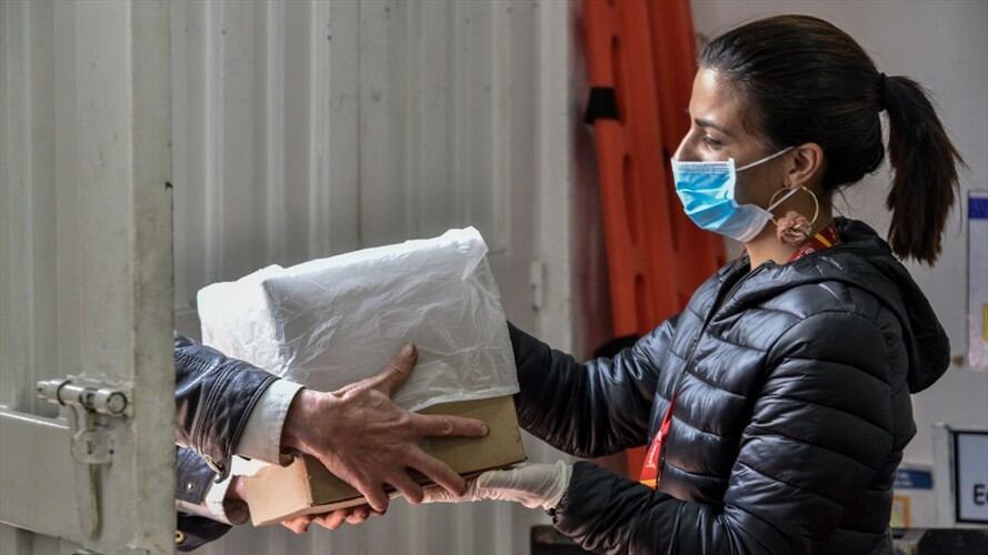 SIC ordena a MercadoLibre, Linio y OLX retirar publicaciones de productos que ofrecen beneficios contra el Covid-19. Foto: Getty Images