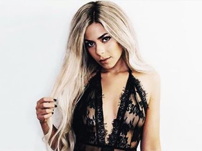 La mujer adicta a los juguetes sexuales