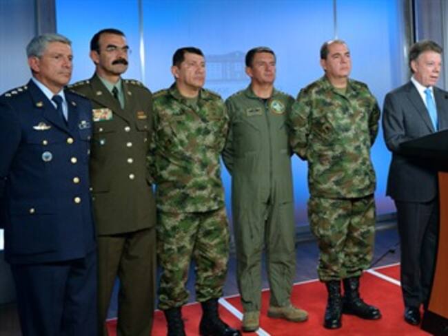 ¿Qué opina del cambio en la cúpula militar y policial?