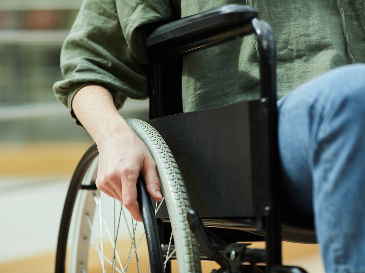 Trabajo en Bogotá: hay 400 vacantes para personas con discapacidad física y auditiva