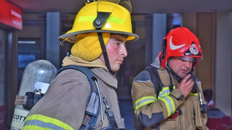 Los municipios de Cubará, Covarachía, Guateque, Guayatá, Paya, Somondoco, Sutatenza, Tenza y Tipacoque en Boyacá se encuentran en alerta roja por incendios forestales. Foto: Bomberos Tunja