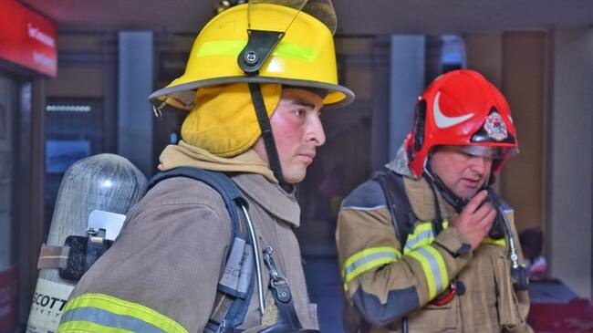 Los municipios de Cubará, Covarachía, Guateque, Guayatá, Paya, Somondoco, Sutatenza, Tenza y Tipacoque en Boyacá se encuentran en alerta roja por incendios forestales. Foto: Bomberos Tunja