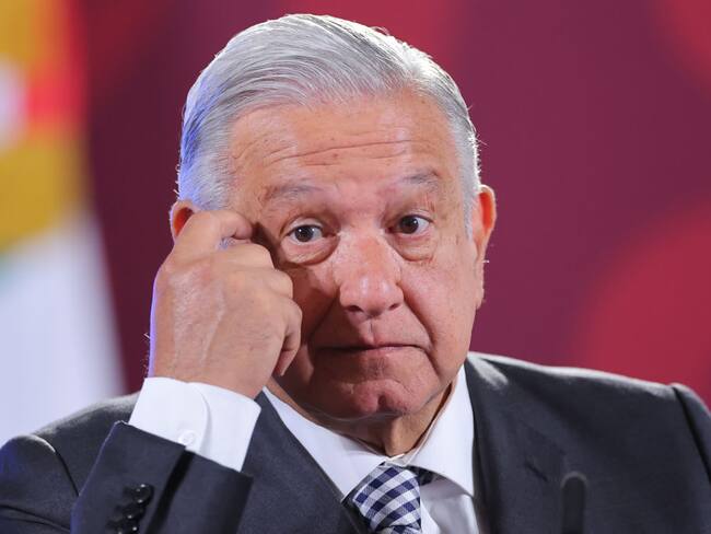 El Ejército manda por encima del presidente: periodista que reveló hackeo en México