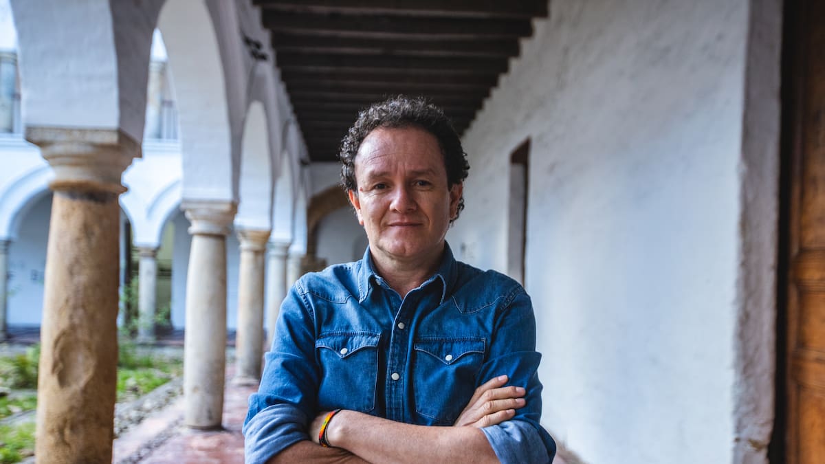 Jesús Abad Colorado recibió Premio John Cortina por su defensa de los derechos humanos