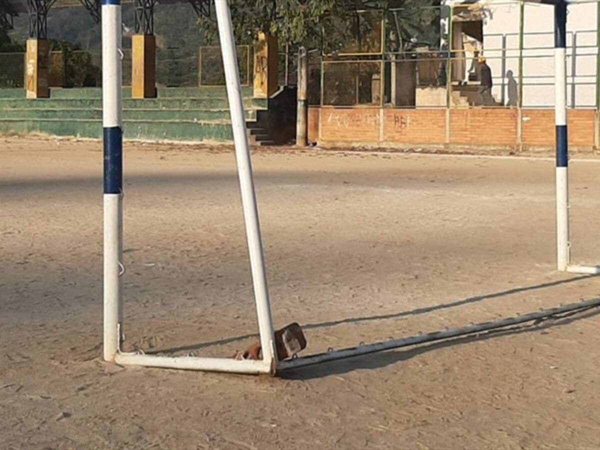 Joven murió en Bucaramanga cuando le cayó un arco de fútbol